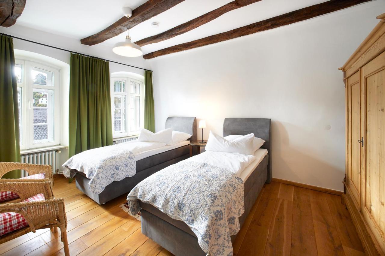 Quellenhof - Wohnen Im Denkmal - Wohnung "Hirtenturm" Blankenheim  Extérieur photo